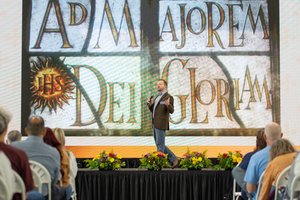 Speaker Stage ad Majorem Dei Gloriam
