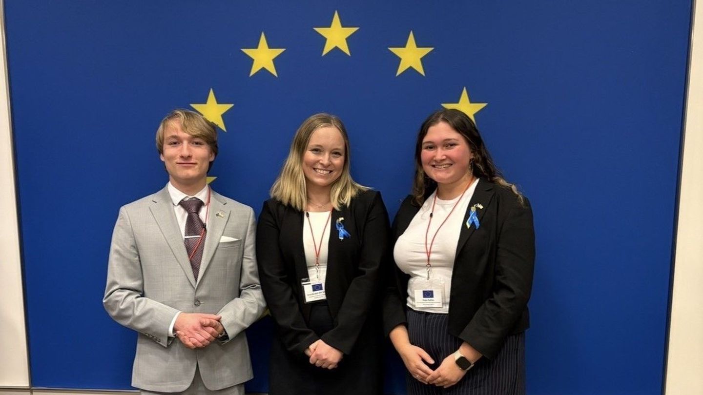 JCU Students Experience Diplomacy Firsthand Through European Union ...