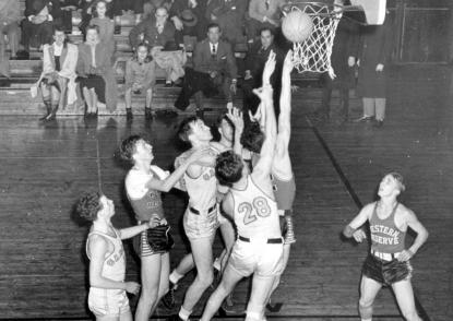 Vintage photo of men's basketball team
